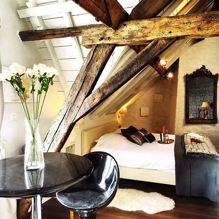 The White Queen B&B-3