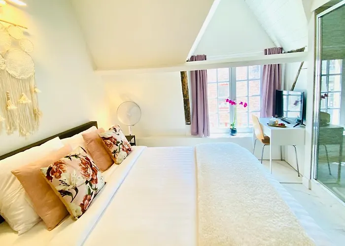 The Flower B&B